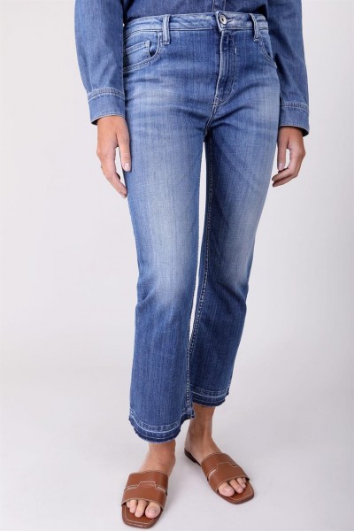 Emma cropped flare italian denim, schmale Jeans mit leicht ausgestelltem Bein