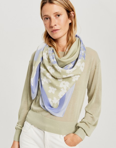 Asophie scarf